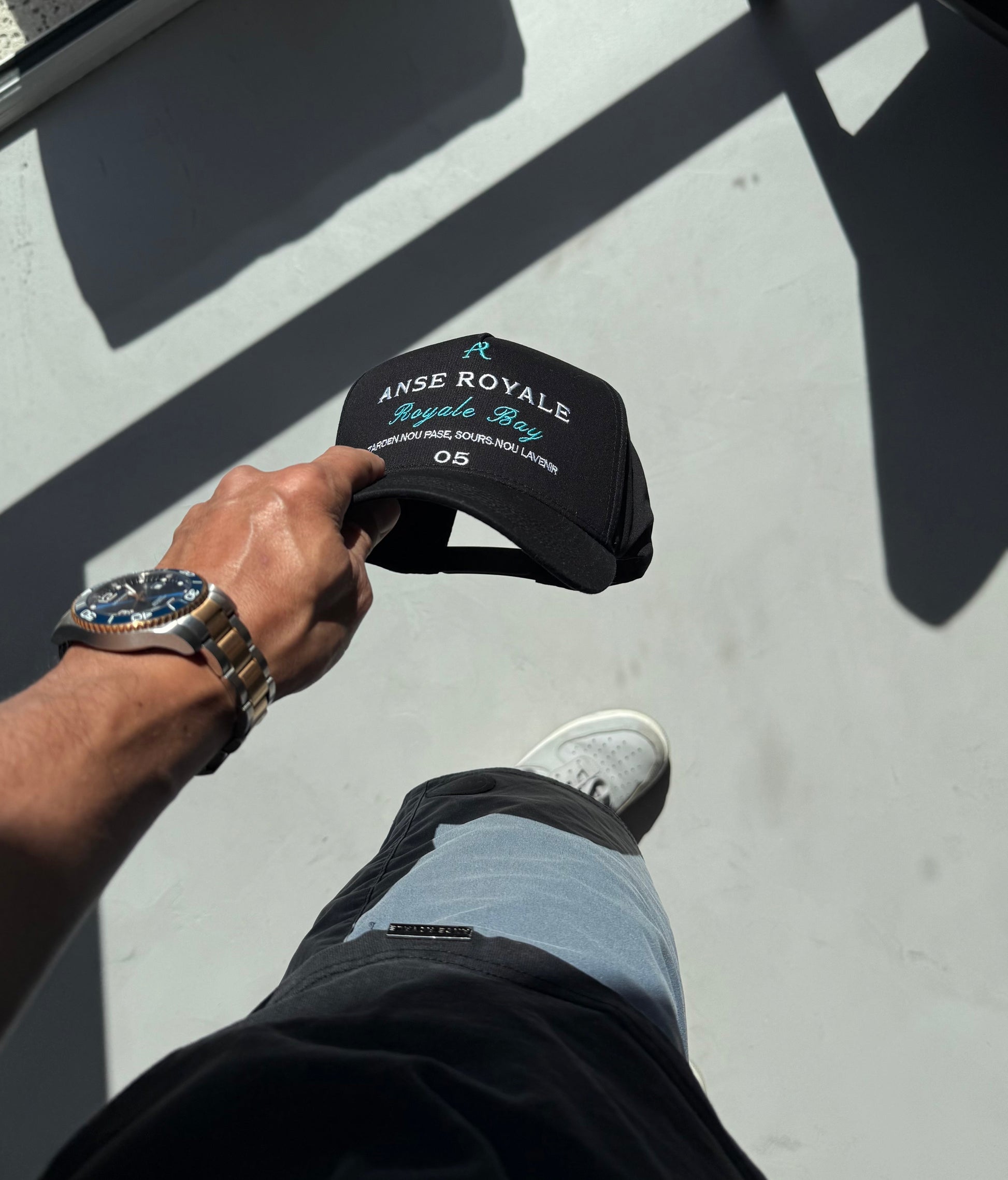 Zarden 05 Snapback Hat Black - Premium Accessories from ANSE ROYALE -Shop now at ANSE ROYALE