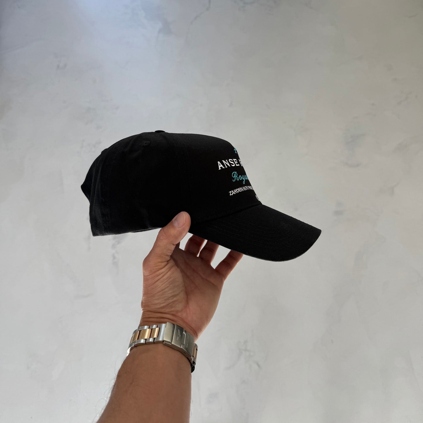 Zarden 05 Snapback Hat Black - Premium Accessories from ANSE ROYALE - Shop now at ANSE ROYALE