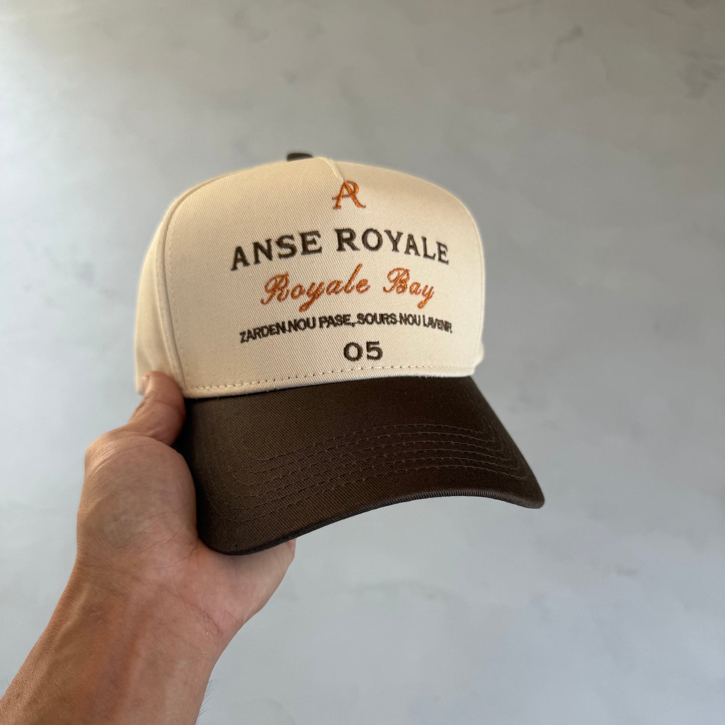 Zarden 05 Snapback Hat Brown/Beige - Premium Accessories from ANSE ROYALE - Shop now at ANSE ROYALE