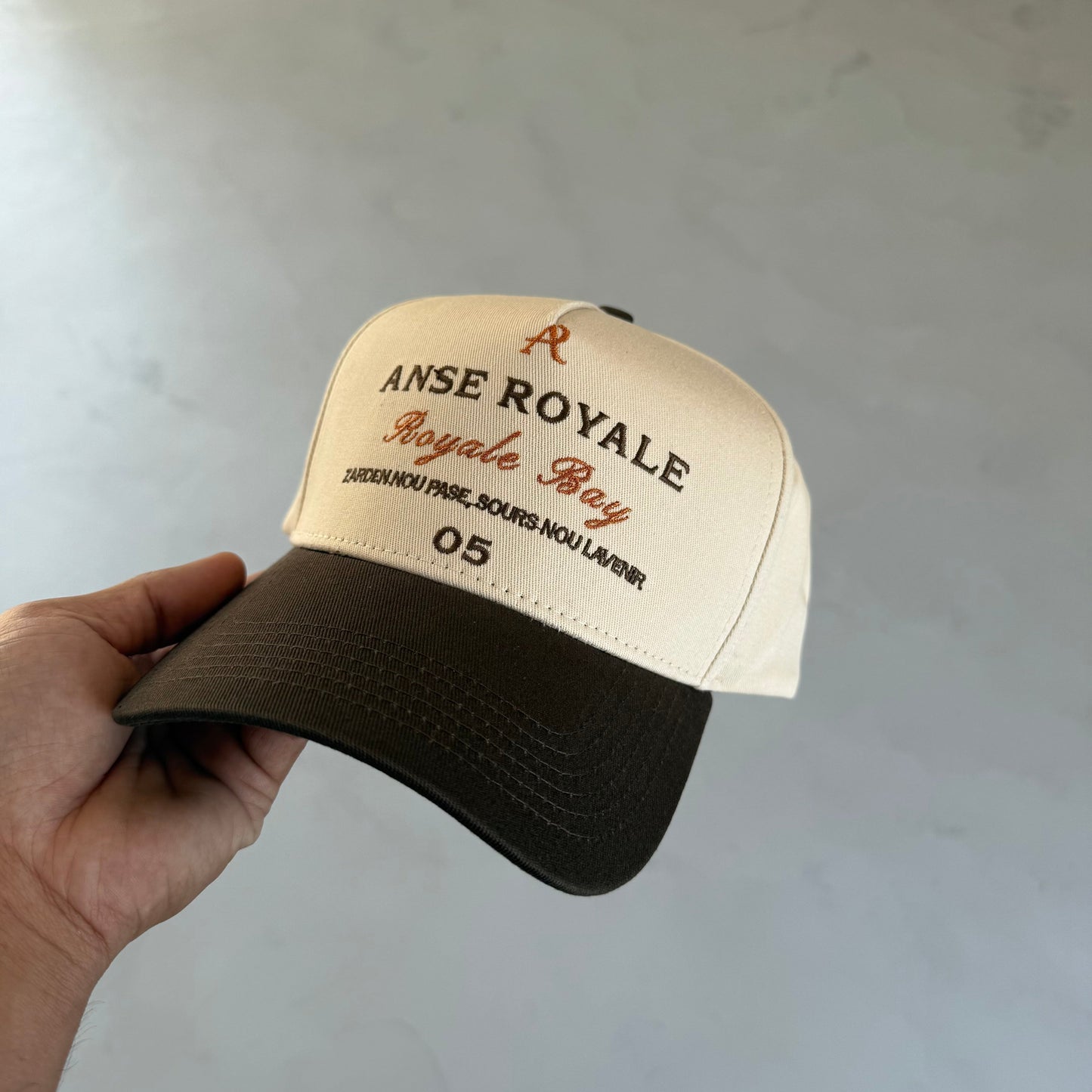 Zarden 05 Snapback Hat Brown/Beige - Premium Accessories from ANSE ROYALE - Shop now at ANSE ROYALE