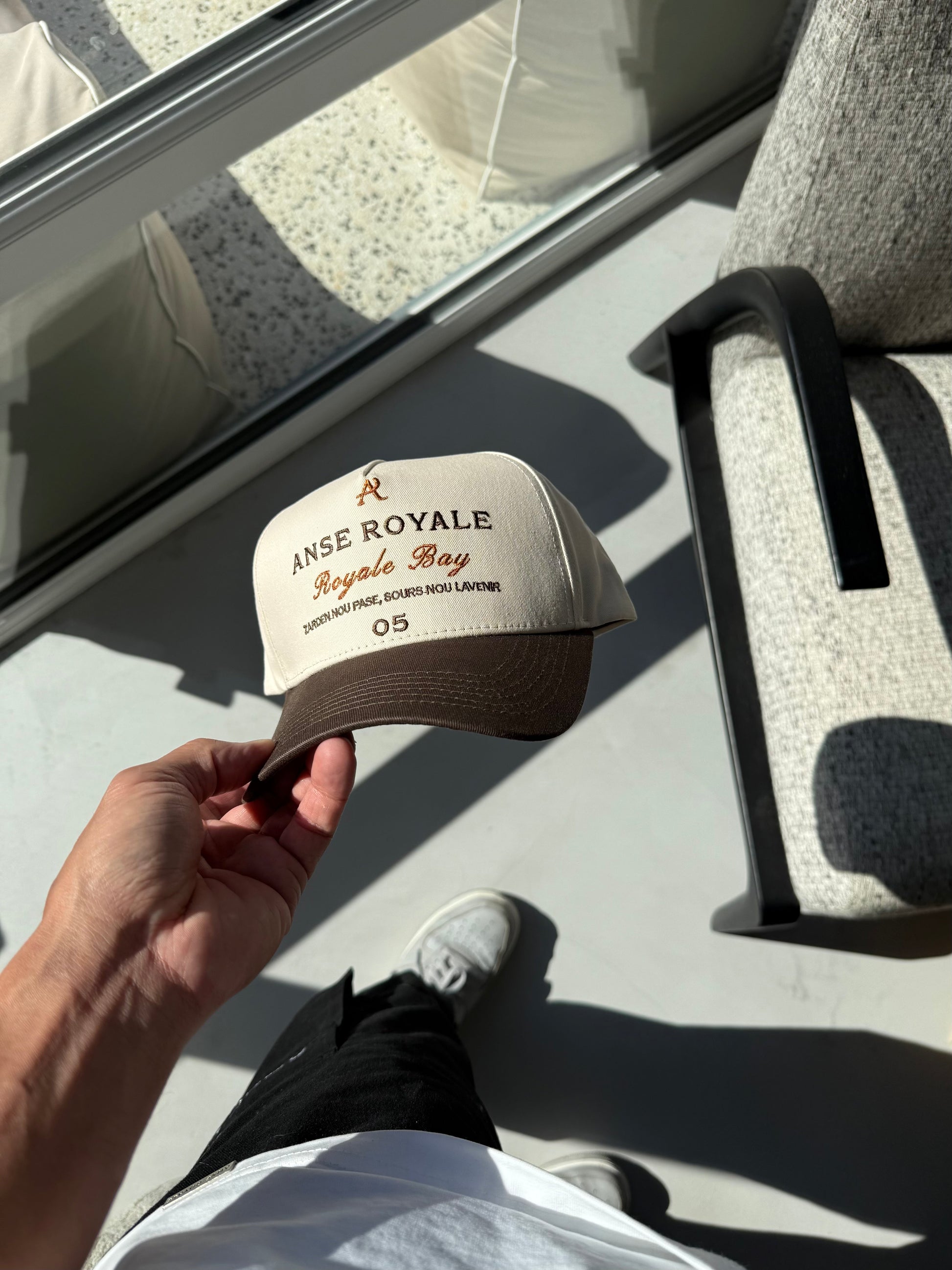 Zarden 05 Snapback Hat Brown/Beige - Premium Accessories from ANSE ROYALE - Shop now at ANSE ROYALE