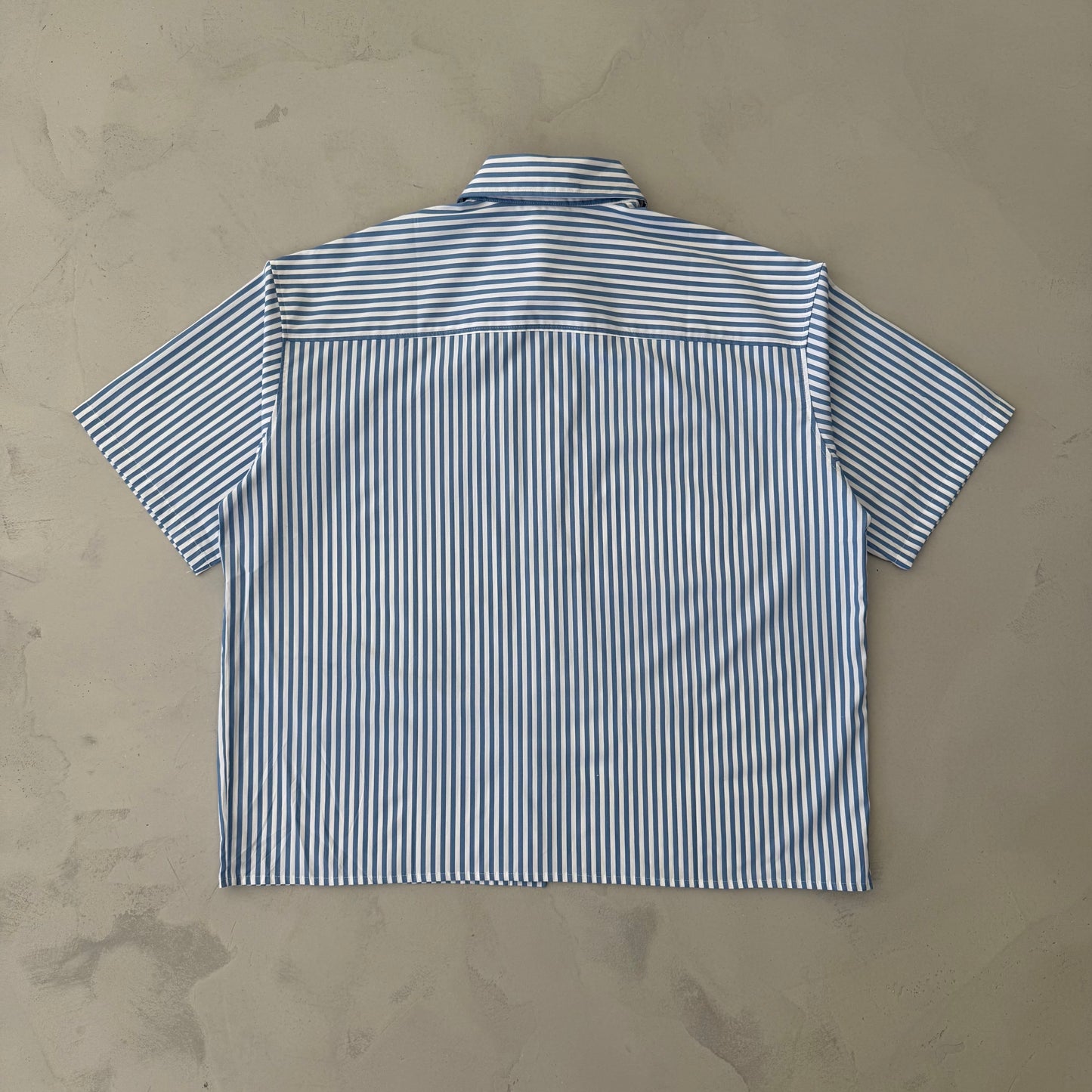 Royale Bay - Pinstripe White/Blue