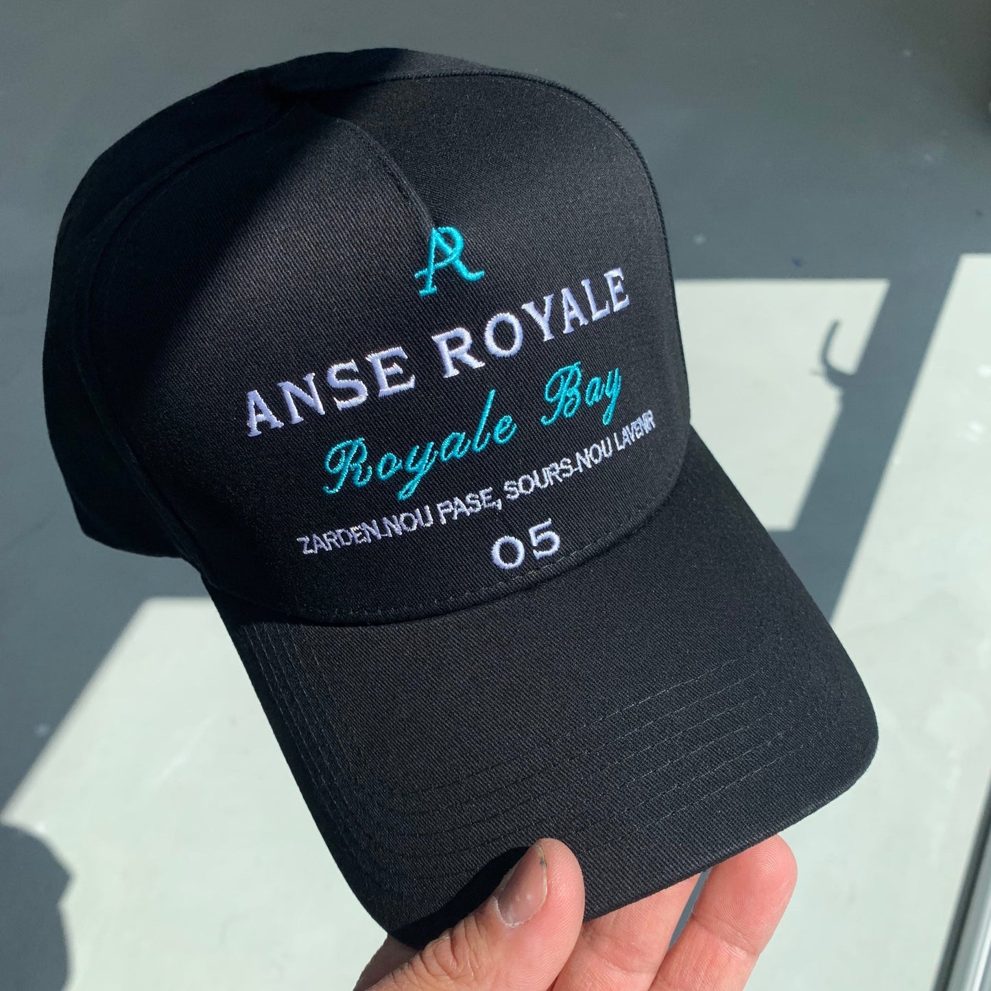 Zarden 05 Snapback Hat Black - Premium Accessories from ANSE ROYALE - Shop now at ANSE ROYALE